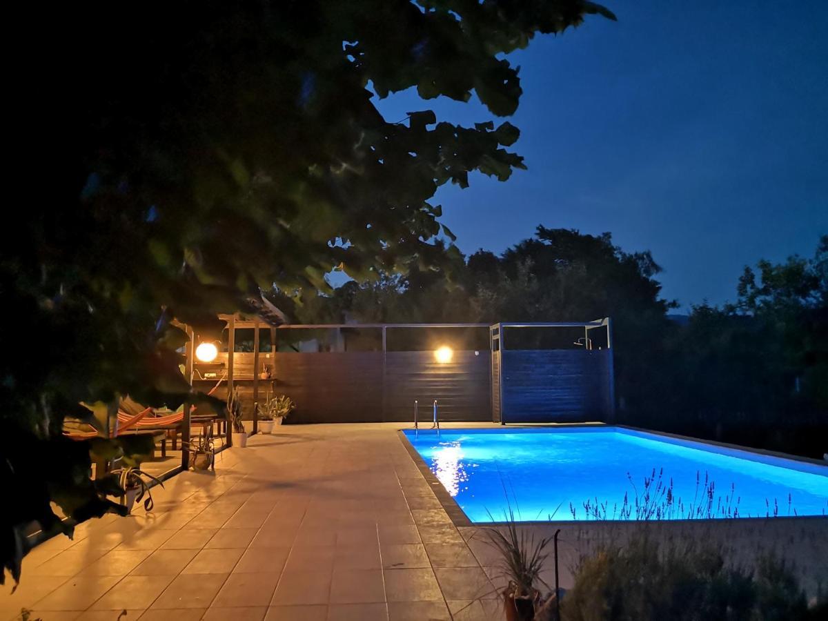 Mila Holiday Home Lohovo Esterno foto