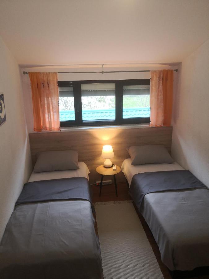 Mila Holiday Home Lohovo Esterno foto