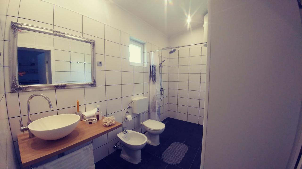 Mila Holiday Home Lohovo Esterno foto